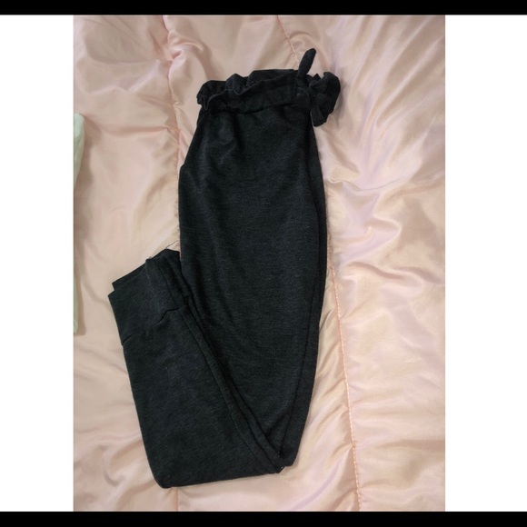 Fashion Nova pants - Picture 4 of 5